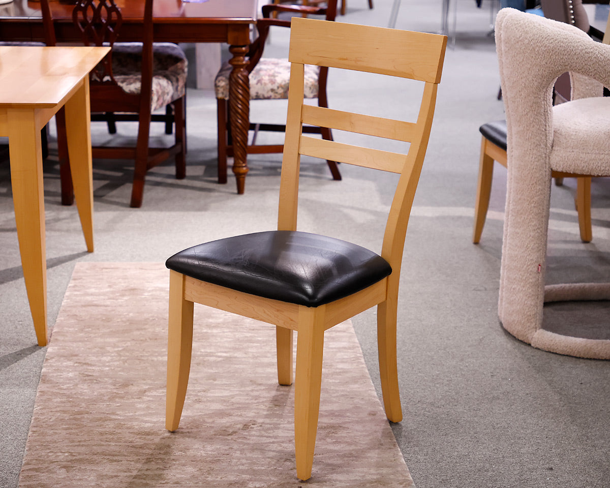 Saloom Dining Table With 6 Chairs