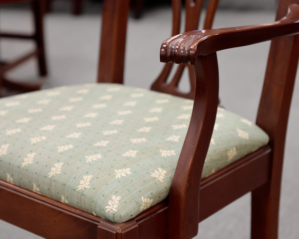 Lexington Furniture Mahogany Dining Table and 8 Chippendale Chairs