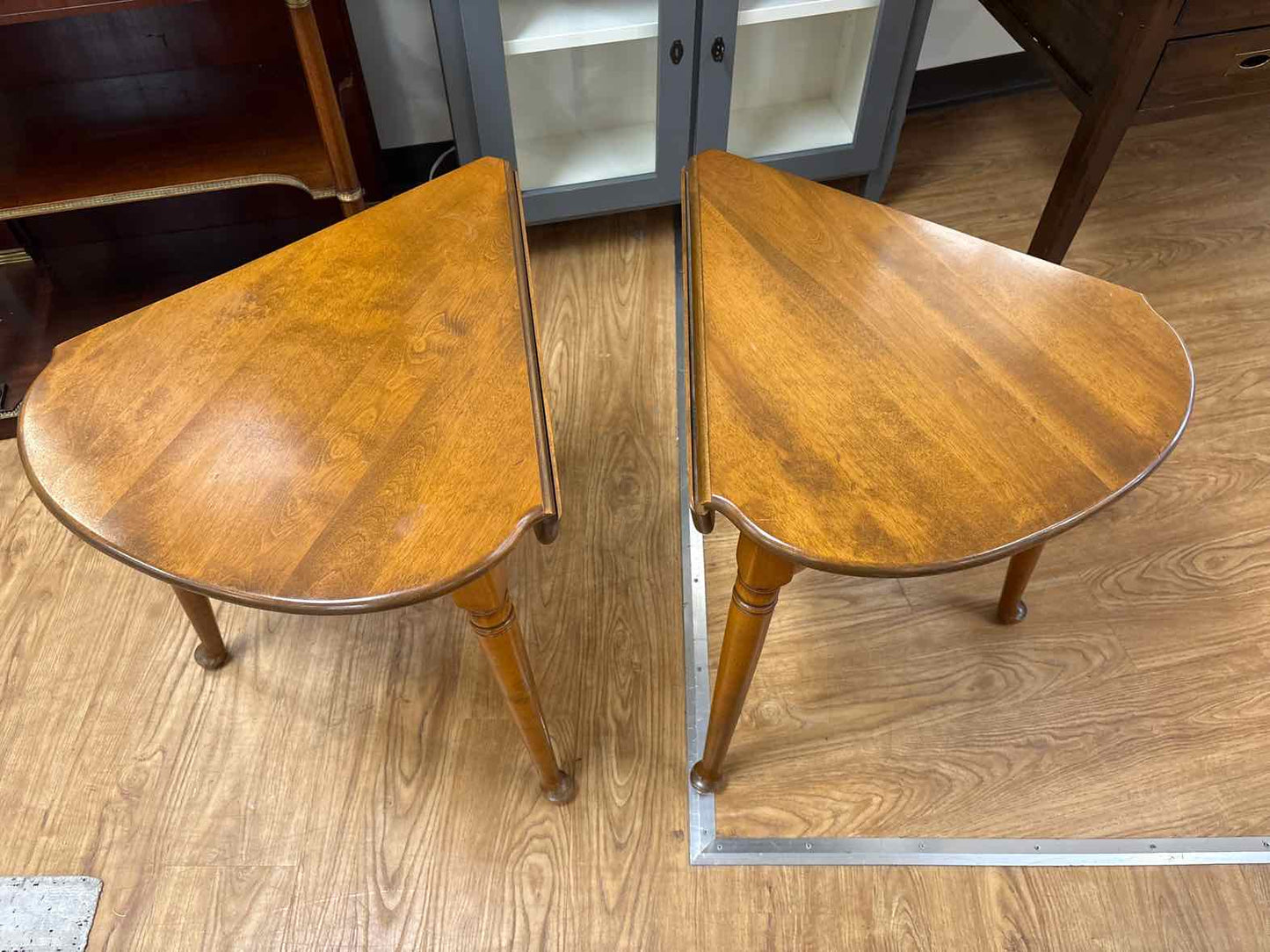 Pair of Ethan Allen Clover Drop Leaf Side Tables