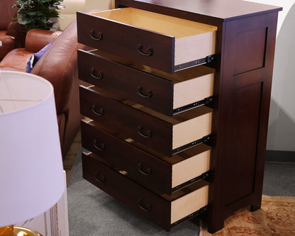Daniels Amish Chest