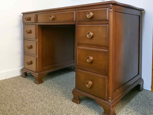 Mahogany 8 Drawer Desk with Wood Knobs