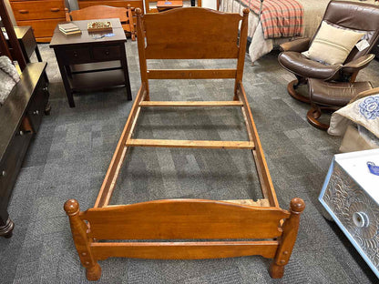French & Heald Co. Rock Maple Twin Beds