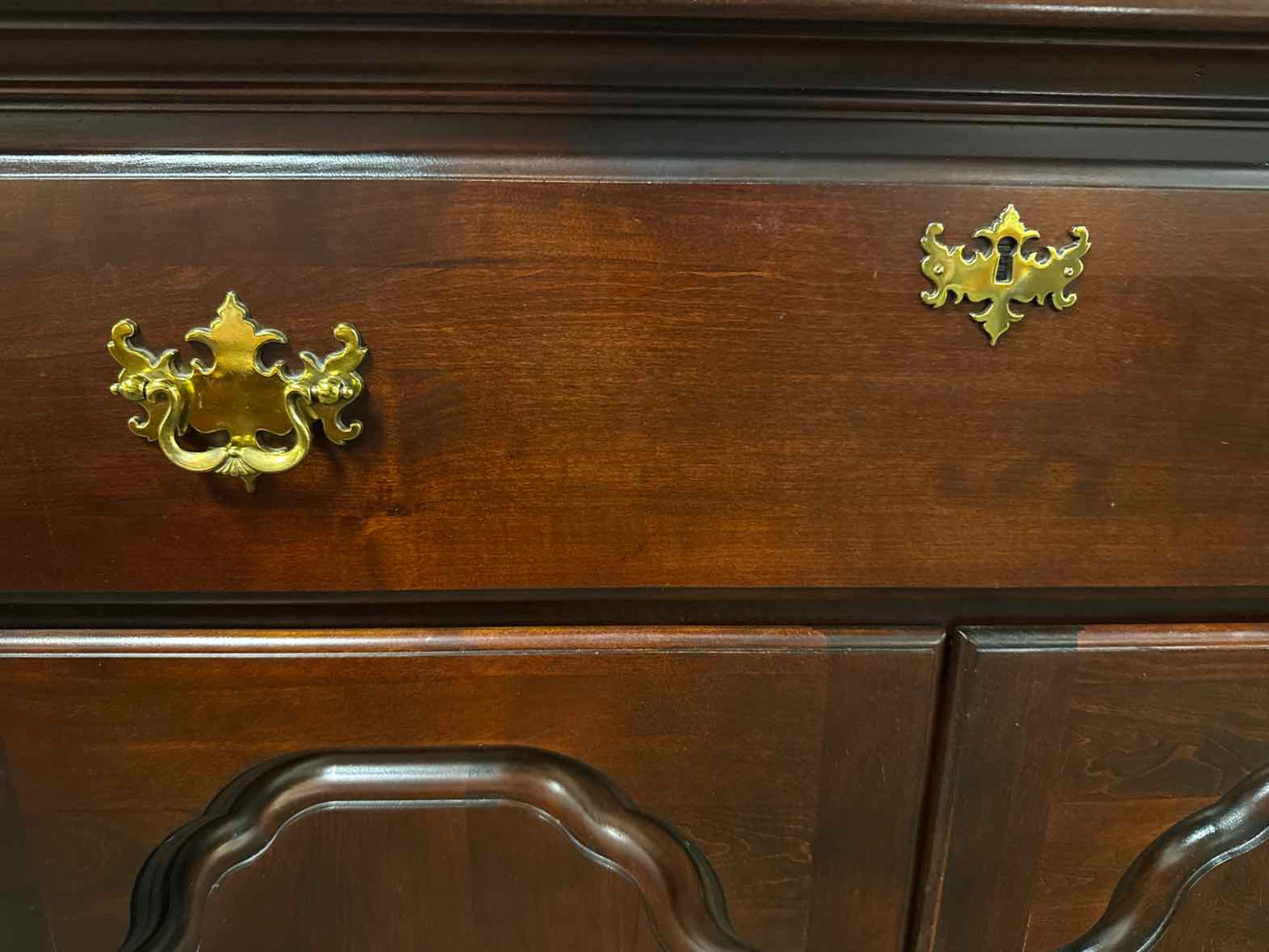 Kincaid Cherry 12-Drawer Dresser