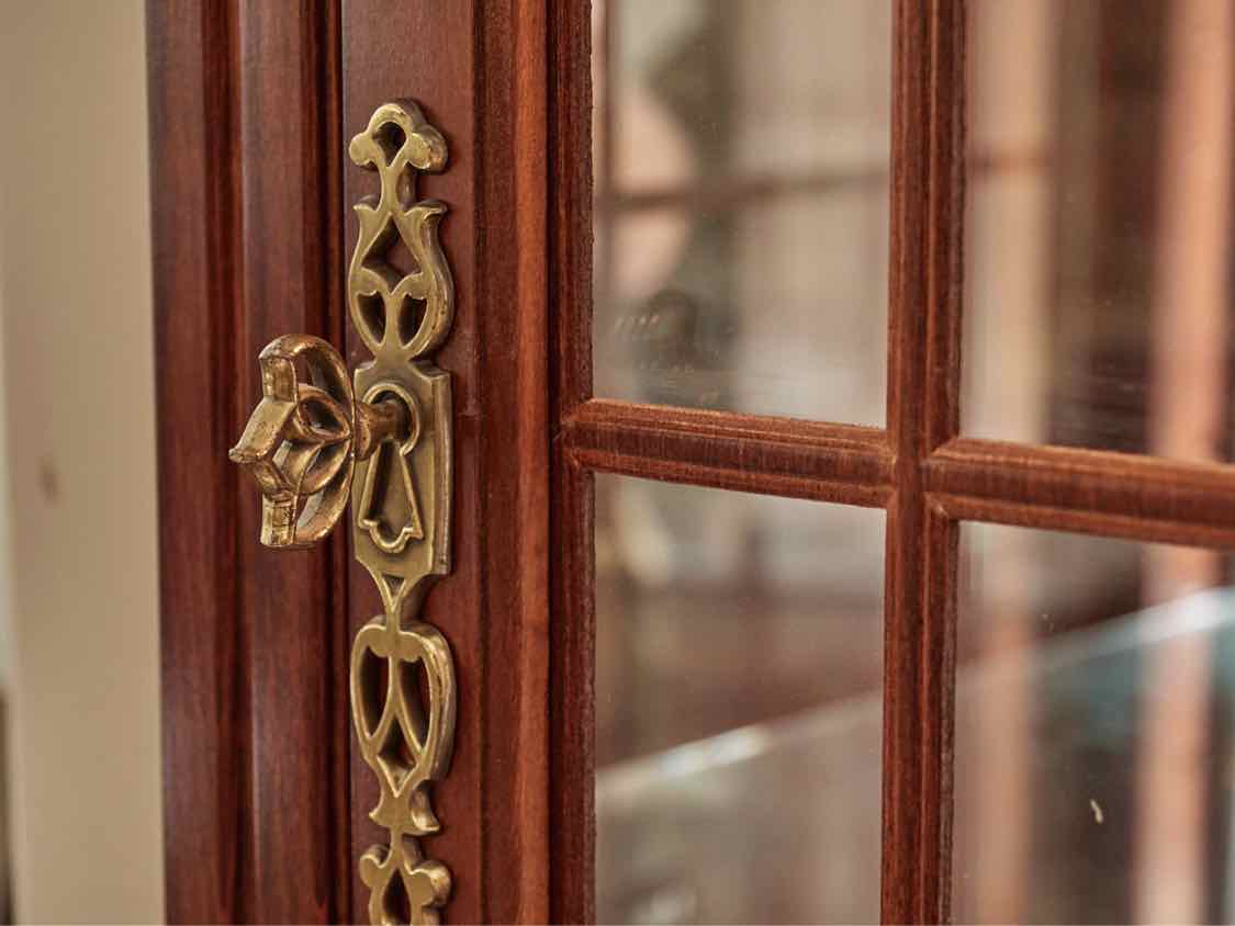 Lighted Cherry Corner Cabinet W/ Two Doors