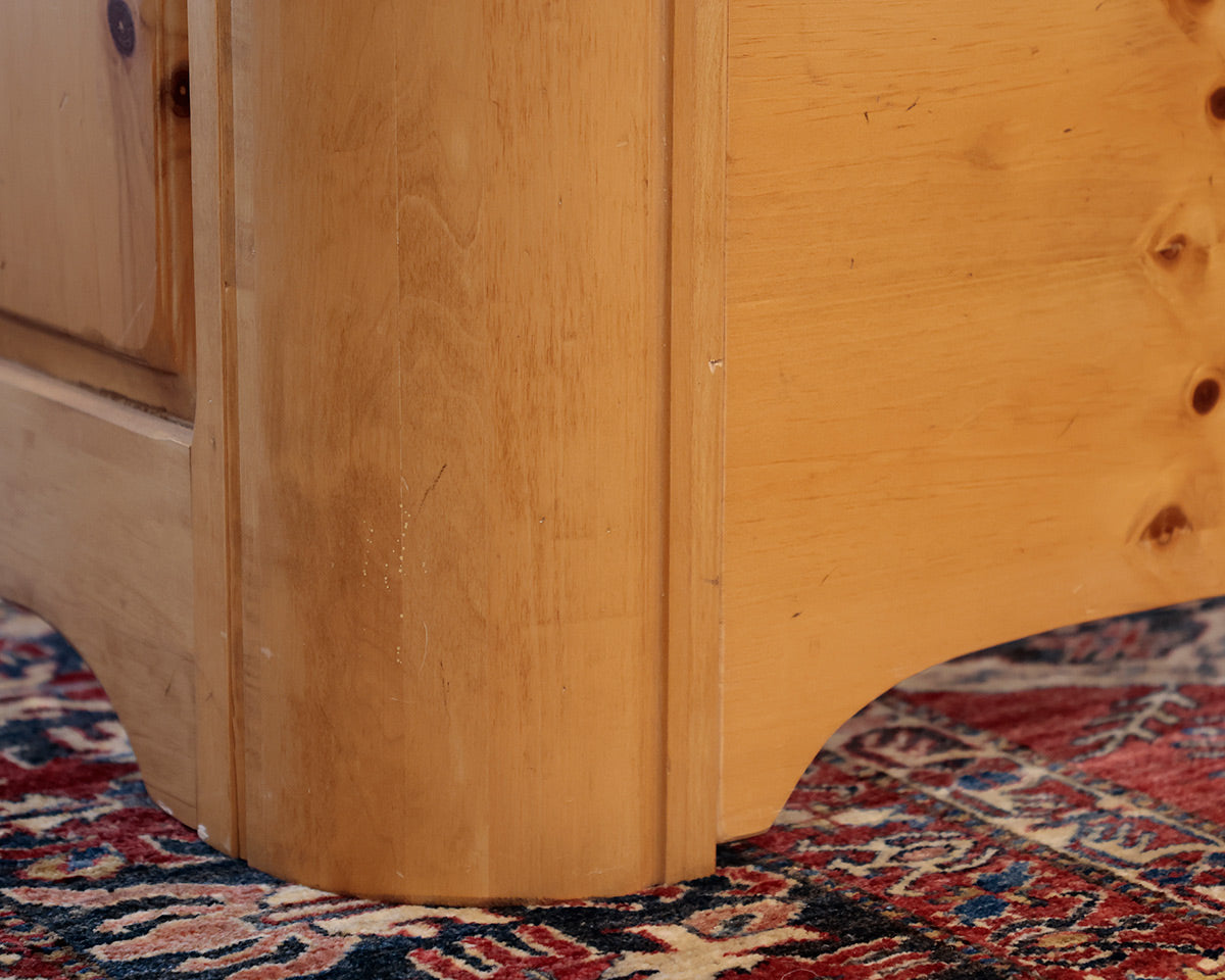 Twin Vintage Pine Daybed