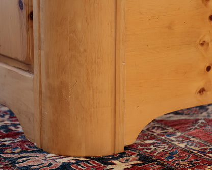 Twin Vintage Pine Daybed