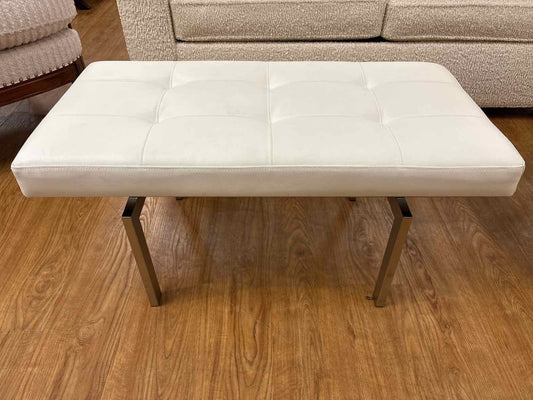 Nuevo 'Louve' Chrome and White Leather Bench