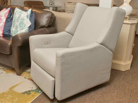 Million Dollar Bay Co PowerSwivel   Recliner In Silver Gray  Upholstery