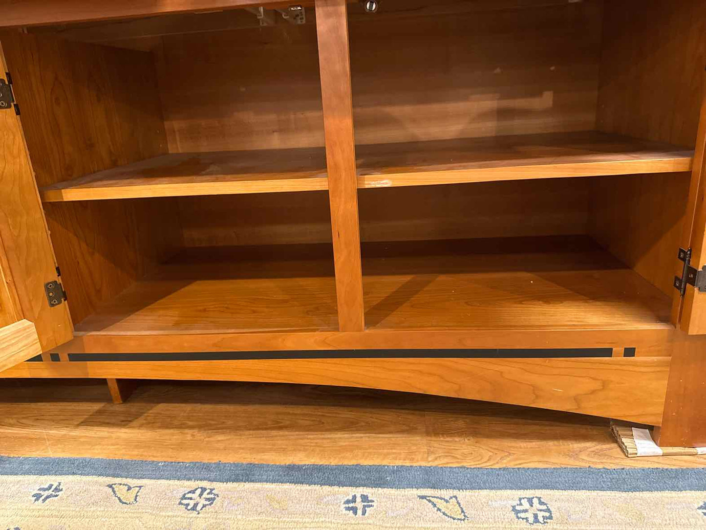 Amish Furniture Gallery Cherry China Cabinet