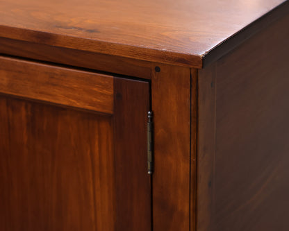 DR Dimes Huntboard in Cherry