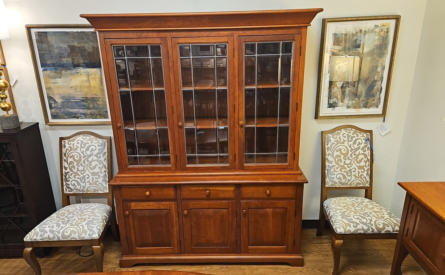 Hunt Furniture 'Fairfield' Large Hutch