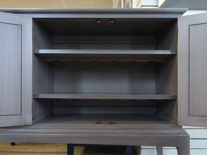 Gat Creek Sabin Four Door Server in Hand-Glazed Stoneybrook Finish