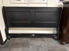 Ethan Allen King Sleigh Bed