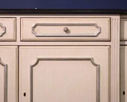 Servers & Sideboards