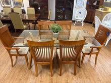 Saloom Set of 6 Cherry Dining Chairs