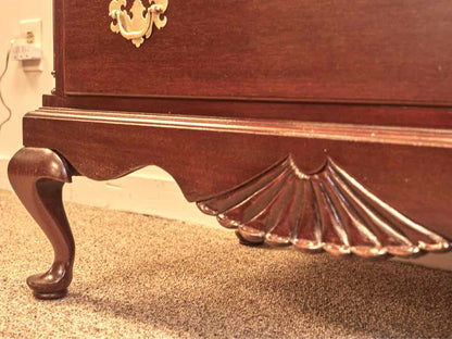 Traditional Mahogany Six Drawer Chest
