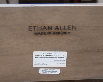 Ethan Allen 'Kingston' Queen Sleigh Bed
