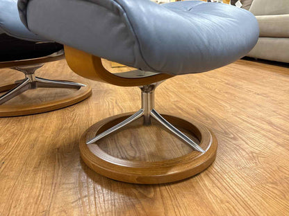 Ekornes Stressless 'Sunrise' Recliner & Ottoman