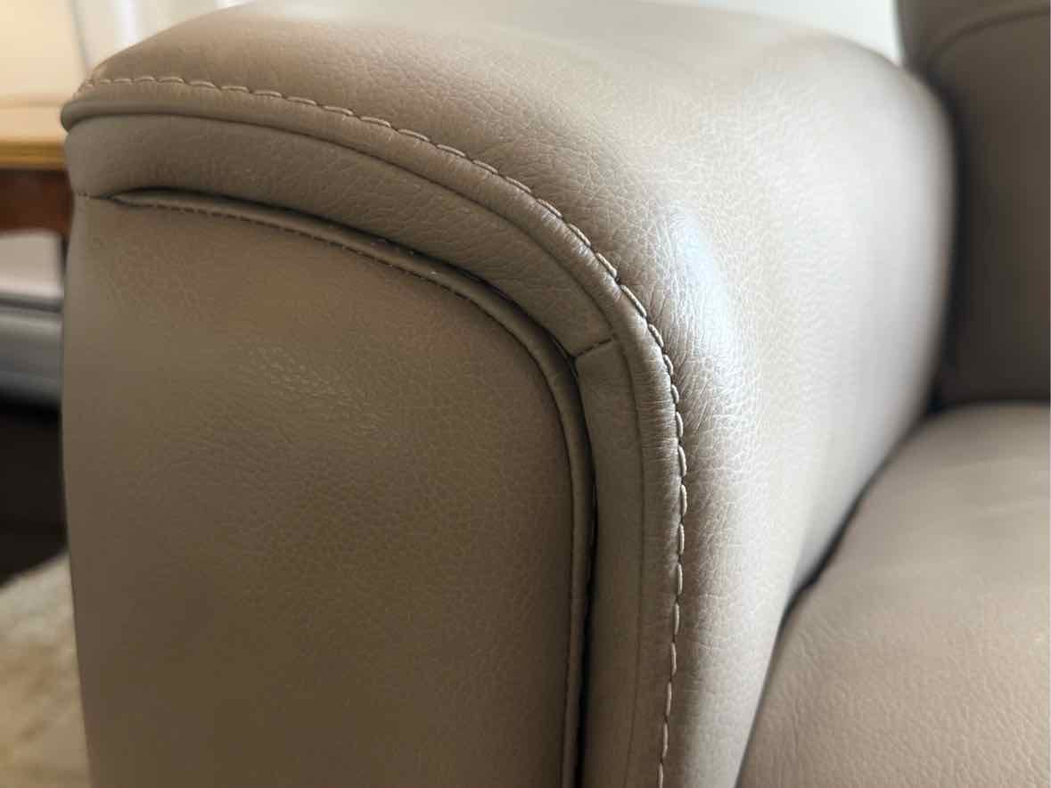 Violino Taupe leather Reclining Chair