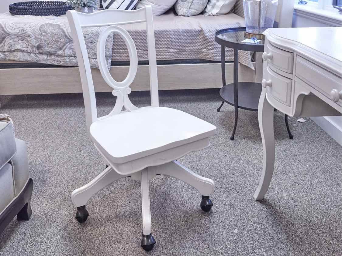 White Five Drawer Desk W/ Chair