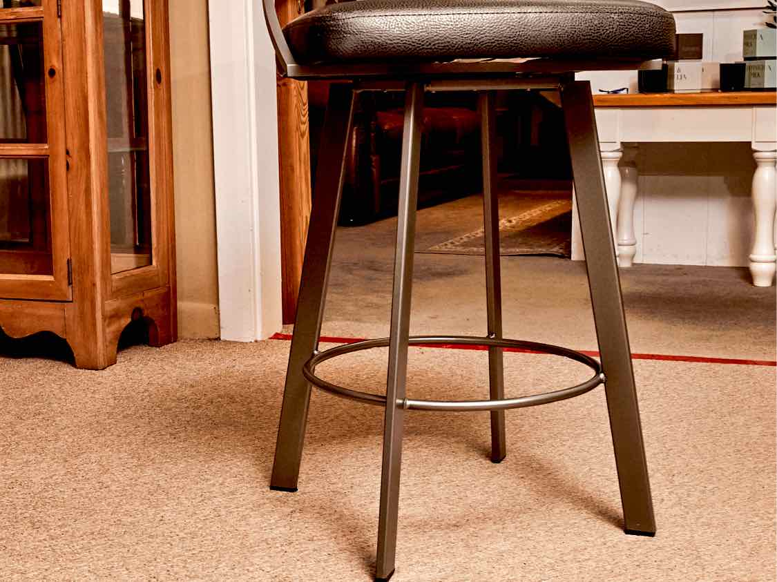 Set Of 4 Tricia Inc. Canada Pebble Leather Steel Legs Swivel  Counter Stools