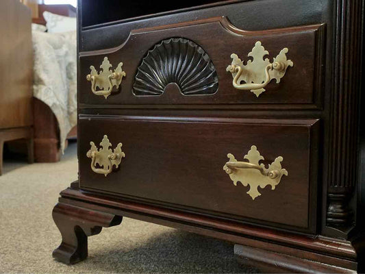 Pair of Georgetown Gallerie Solid Mahogany Two Drawer Nightstands