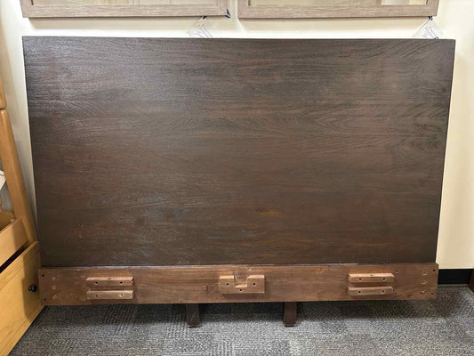 Pottery Barn 'Cayman' Platform Queen Bed