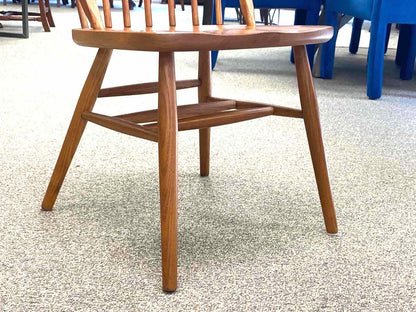 Set of 6 Nichols & Stone 'Claud Bunyard' Windsor Oak Dining Chairs