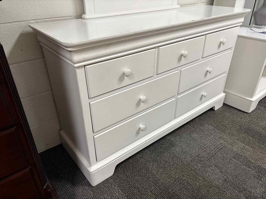 Stanley 7-Drawer Dresser w/ Mirror