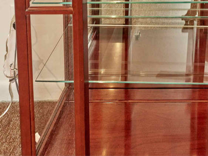 Ethan Allen  Mahogany 3 Glass Shelf Display Cabinet