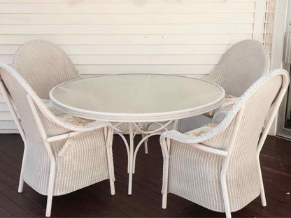 Lloyd Flanders Outdoor Glass Top Table & 4 Wicker Chairs Dining Set