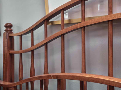 Ethan Allen 'Country Crossing' Maple Arch Queen Bed