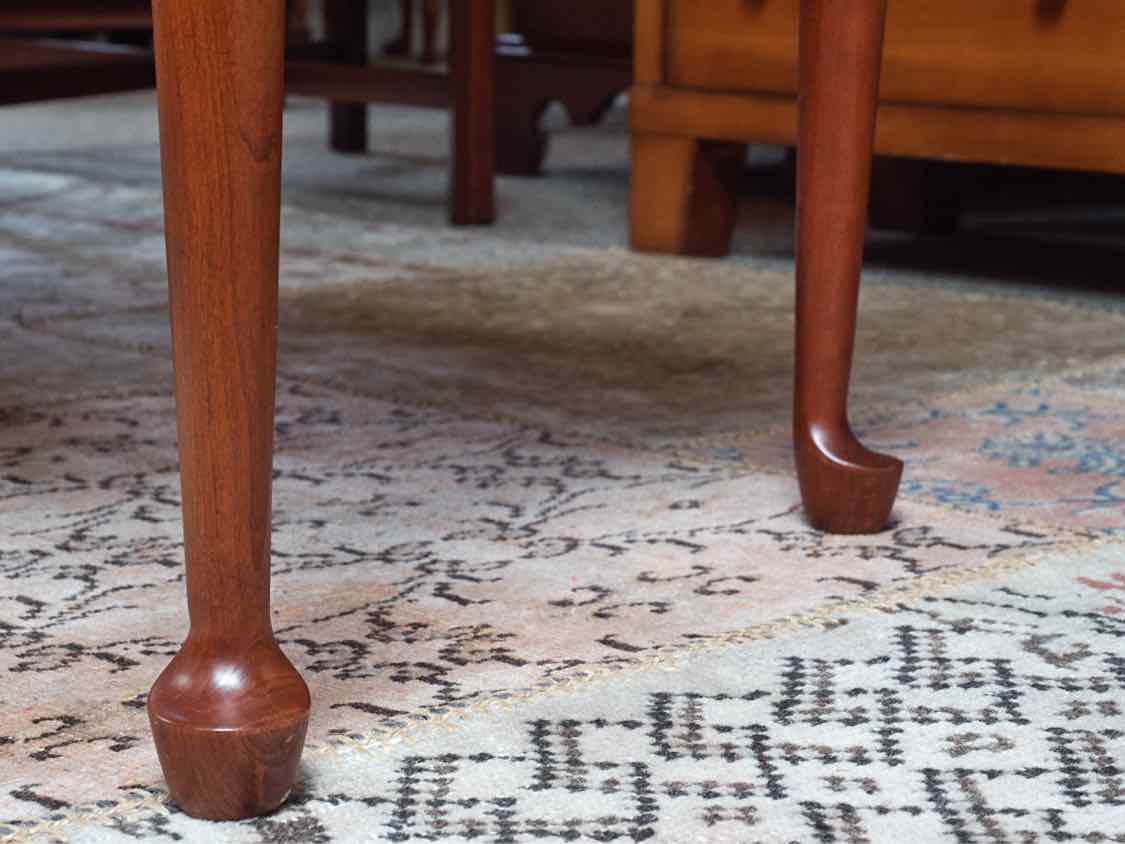 Cherry Side Table with 1 Drawer & Spoon Feet