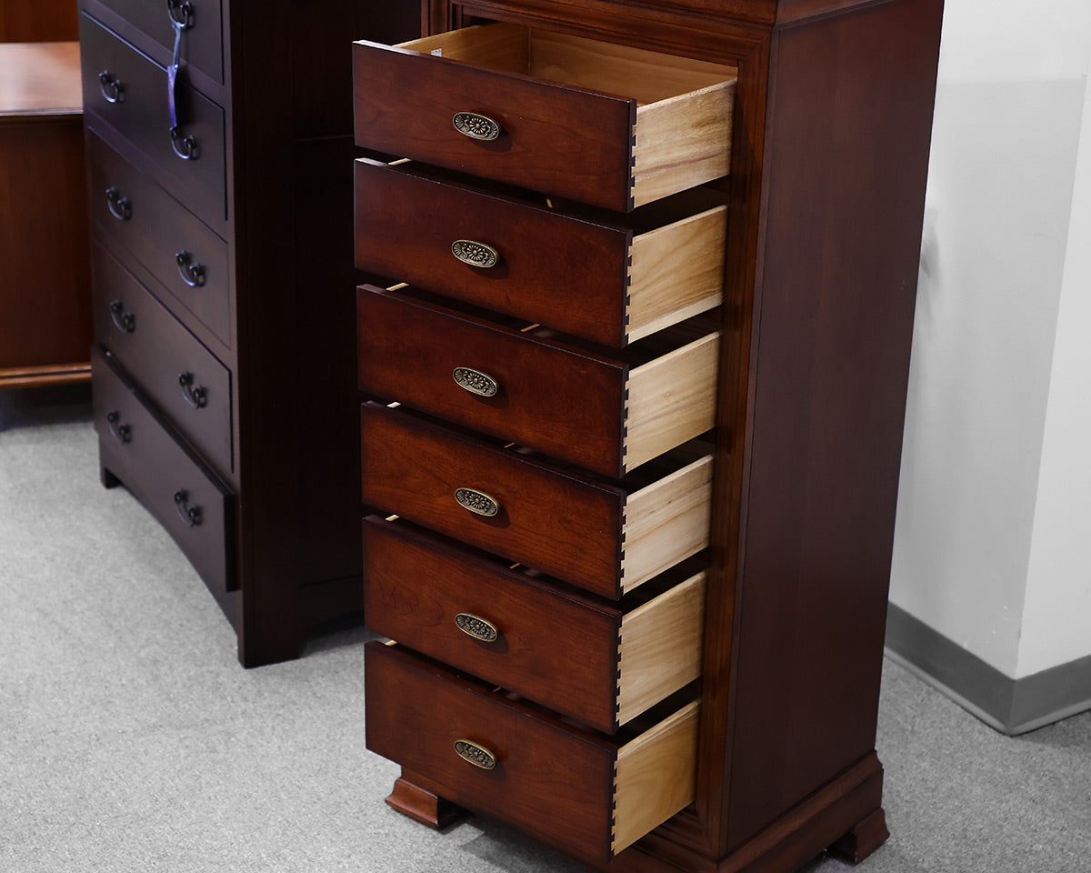 Bassett Lingerie Chest