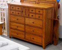Chest of Drawers in a Knotty Pine Wood
