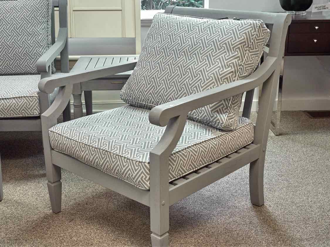 Indoor/Outdoor Set Refinish & Painted in Light Gray