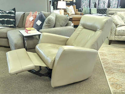 Palliser 'Banff II' Power Swivel Recliner
