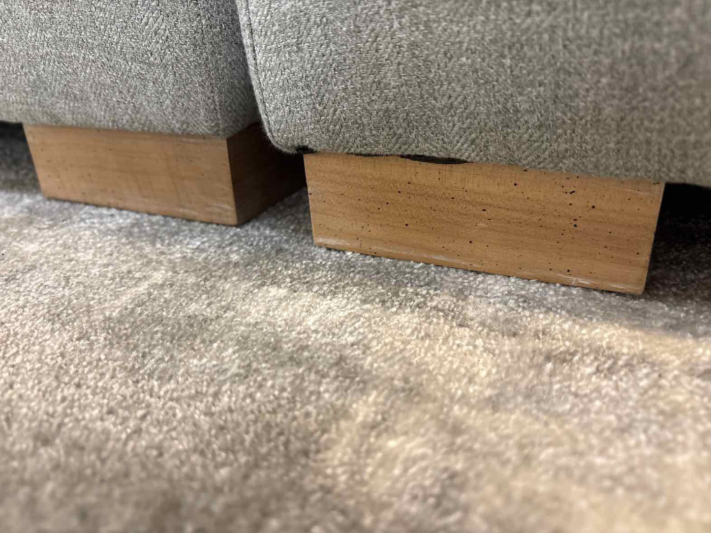 Rowe 'Asher' 4-Piece Modular Sectional