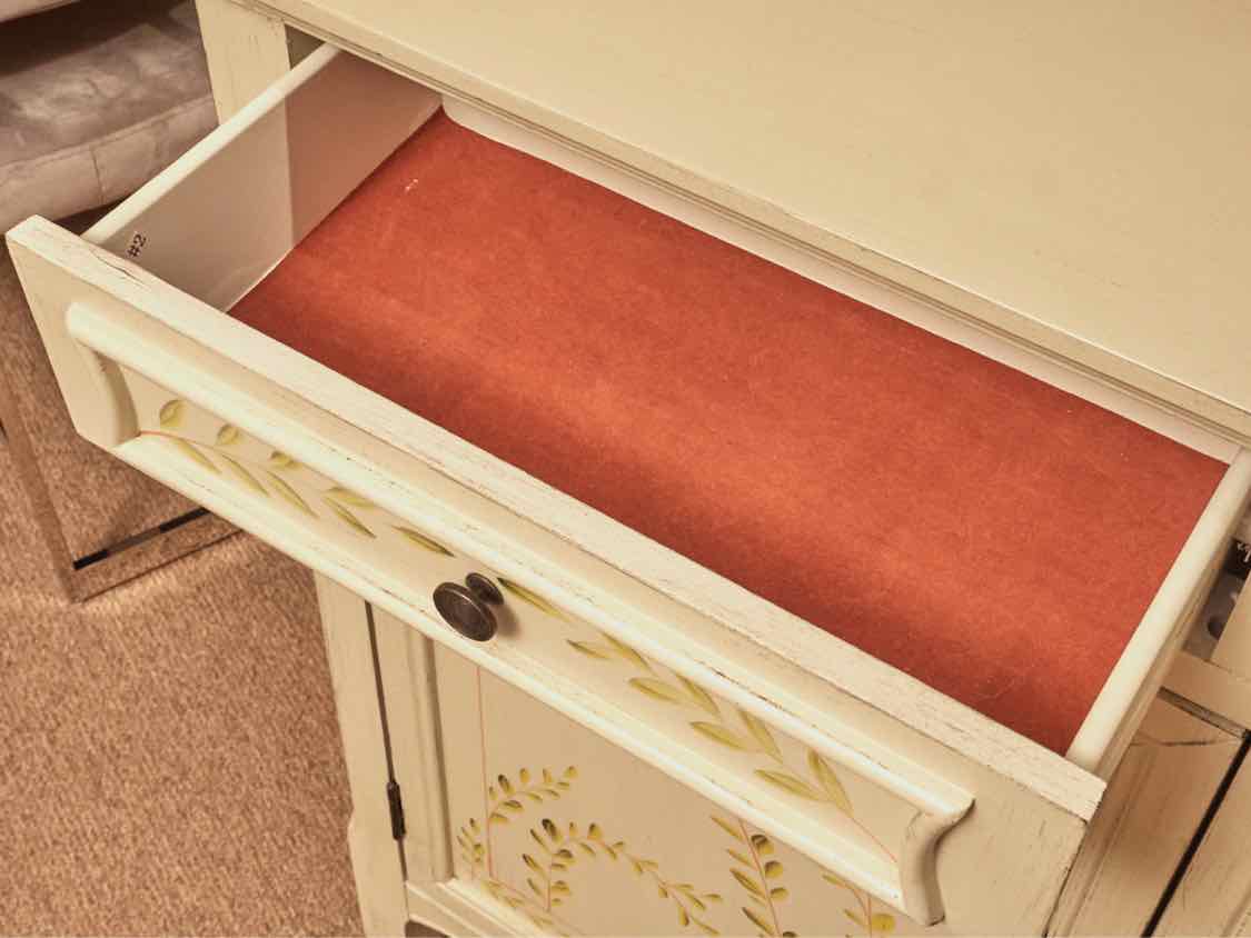 Celadon Finish Handpainted Accents 2 Drawer 2 Door Console