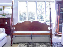 Eldred Wheeler Queen Bed