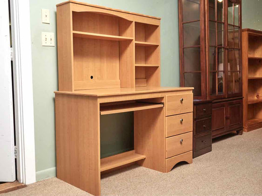 Maple 3 Drawer Desk with Hutch