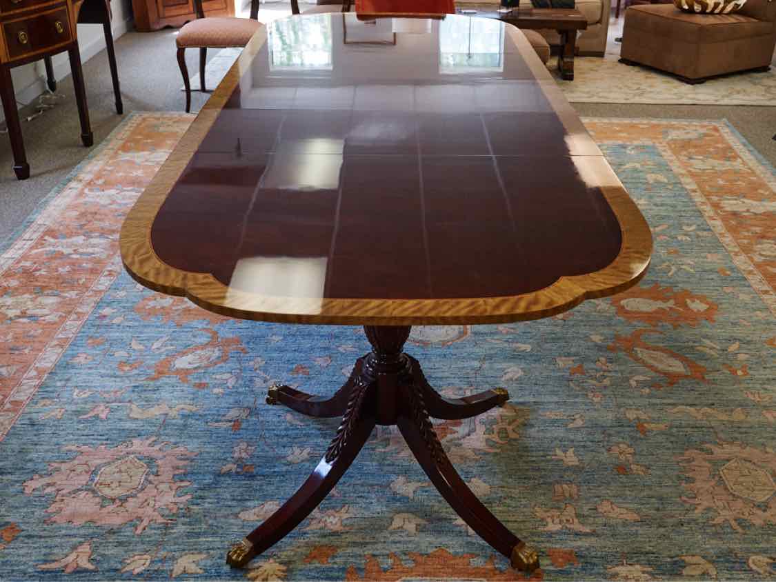Baker 'Historic Charleston Reproductions' Mahogany Pedestal   Dining Table