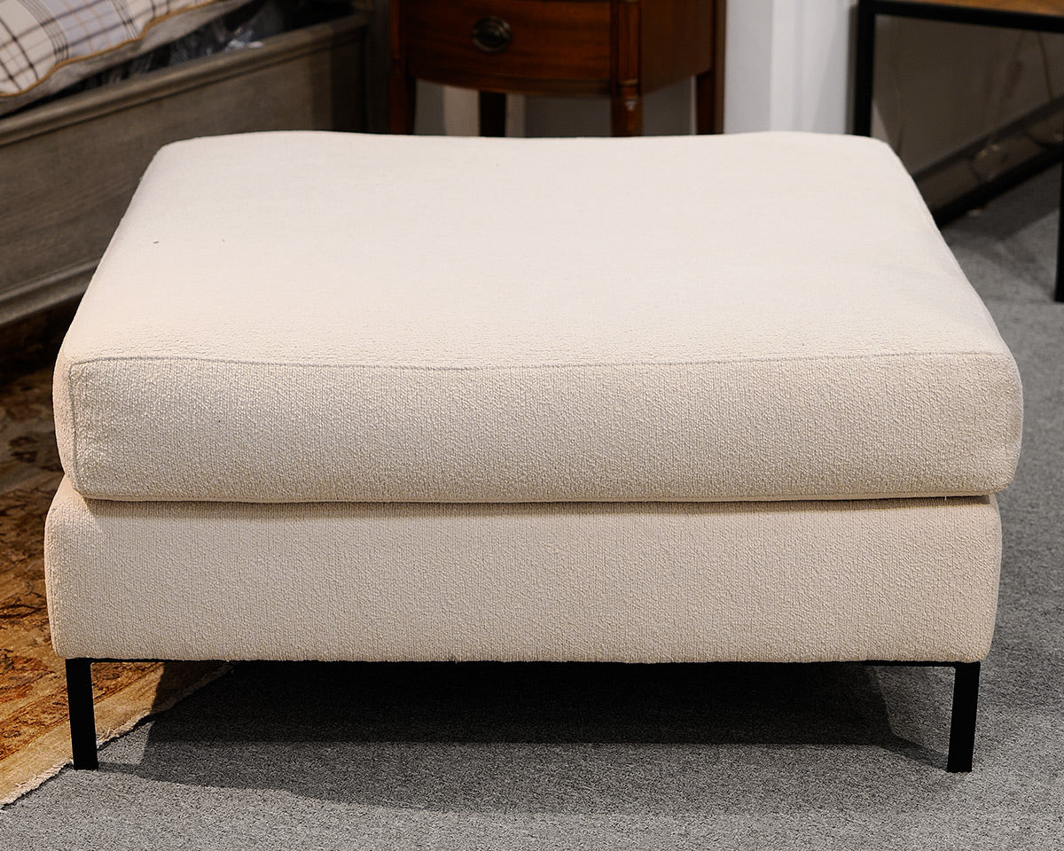 Cisco Boucle Square Ottoman