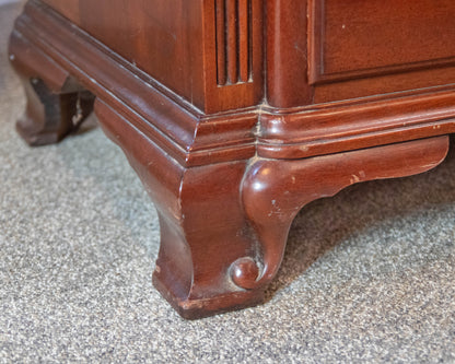 Jamestown Sterling Mahogany Nine Drawer Dresser