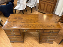 Ethan Allen 'Classic Manor' Executive Desk