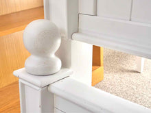 Maine Woodworks White Full Bed