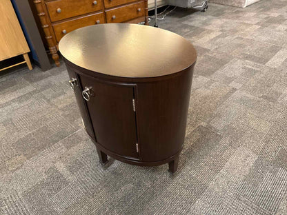 Vanguard Oval Side Table in Espresso