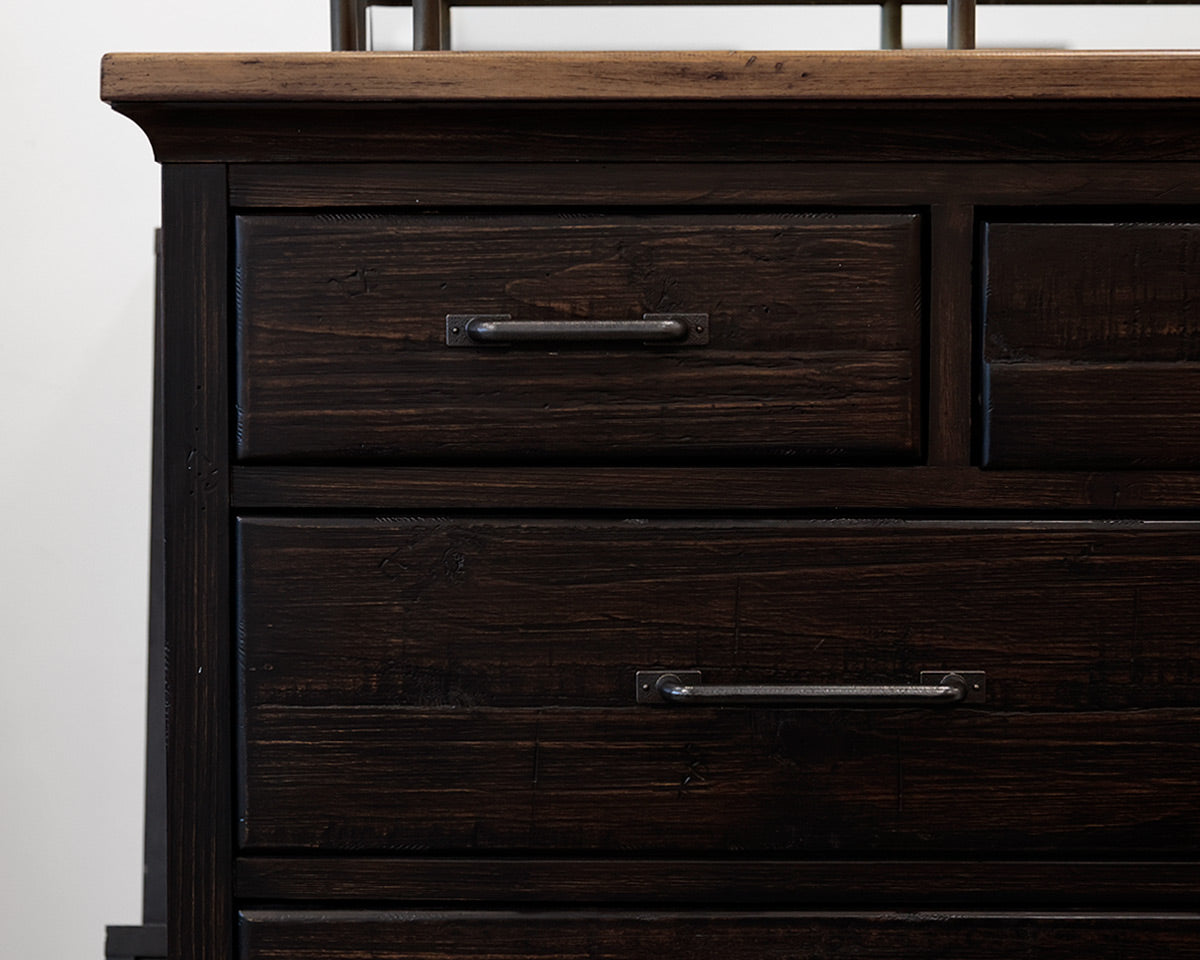 Kincaid Plank Road Westwood 9-Drawer Dresser and Mirror