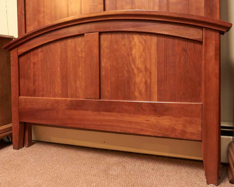 Pottery Barn Stained Ash Curved Head & Footboard Twin Bed