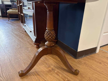 Ethan Allen 'British Classics' Accent Table